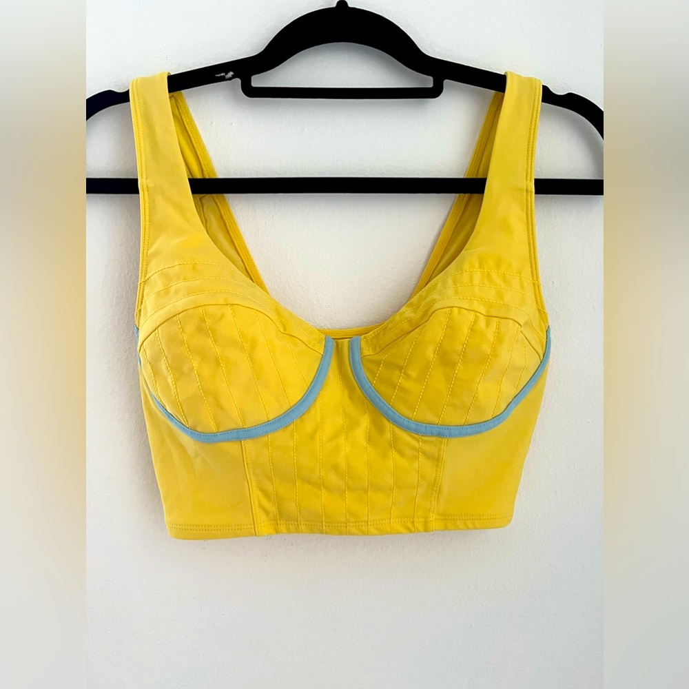 Fabletics Nova Low Impact Sports Bra, Size S, color Meyer/ Sky Way (yellow)